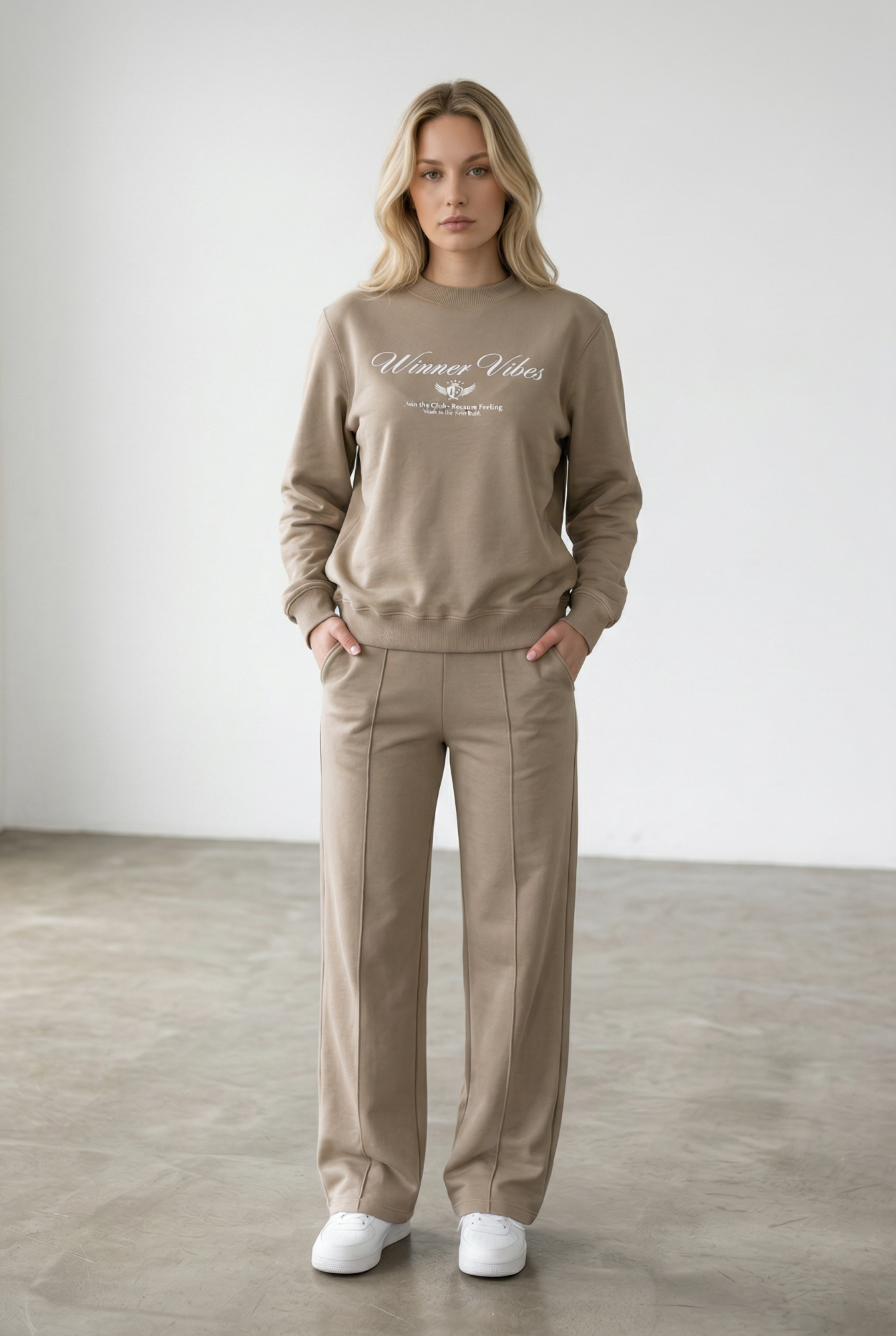 Свитшот женский М-У13757 (Размер:104-110-158,164 Цвет:беж)