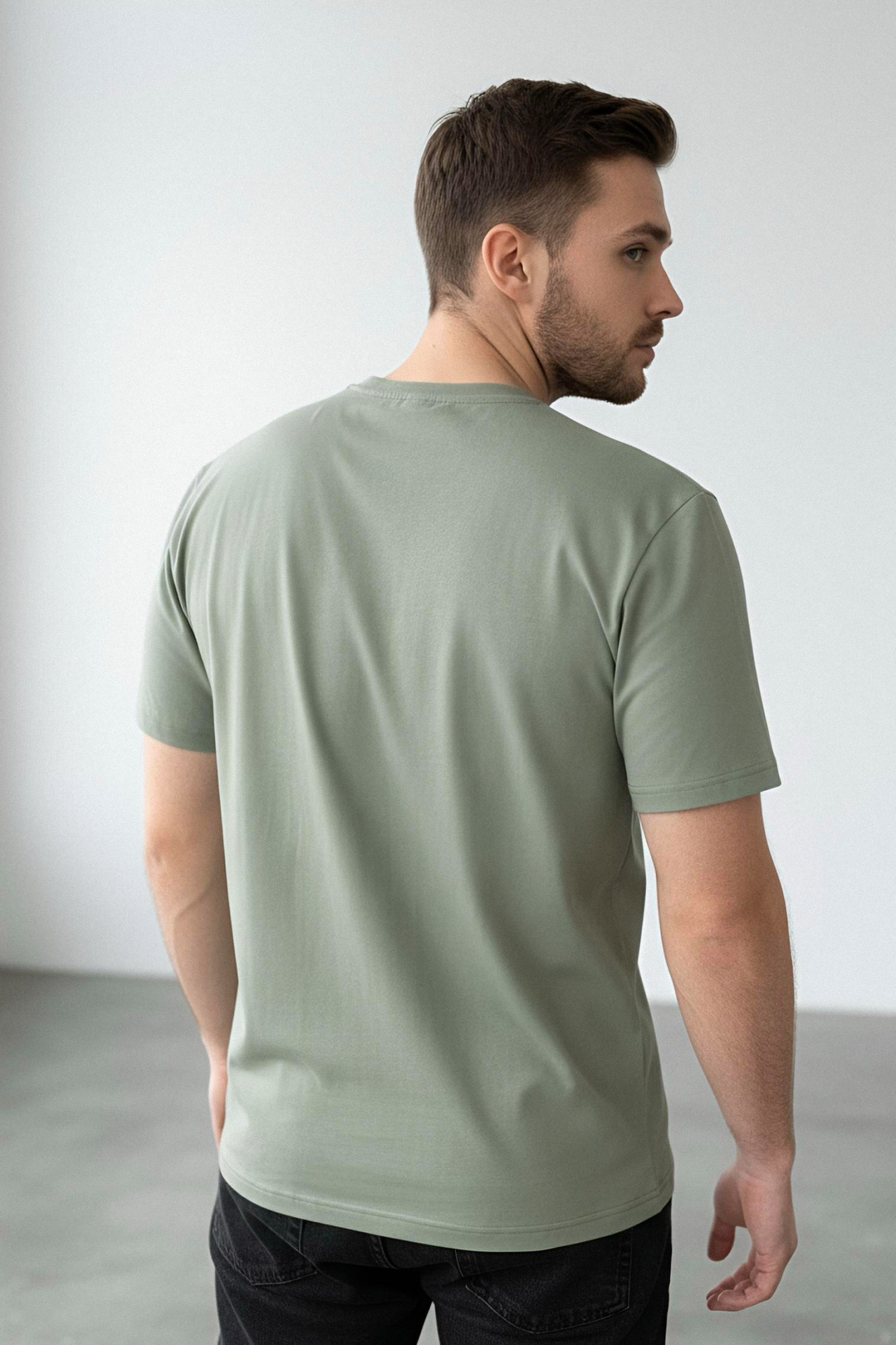 Футболка мужская М-23591/0 (Размер:104-94-170,176 Цвет:сланец)