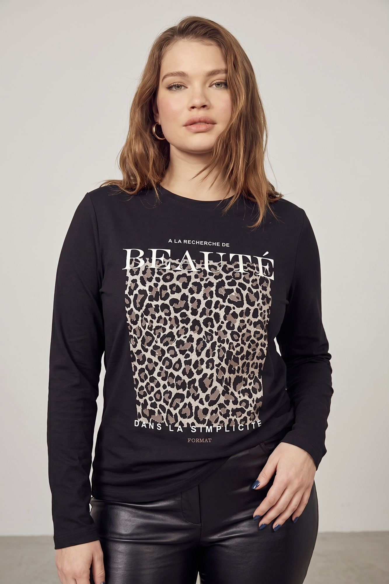 Джемпер женский М-13450/4 (Размер:112-118-158,164 Цвет:черный)